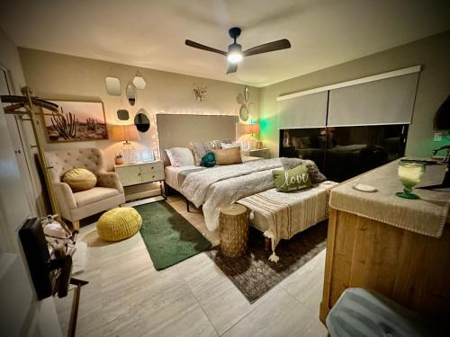 Spacious 1 BR villa on golf course with epic views!