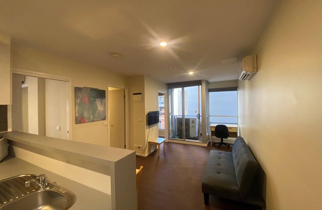 Spacious 2-Bedroom Family Apartment for 5 with Free WiFi