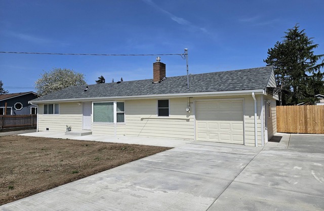 Spacious 3 Bed Home Near Beach