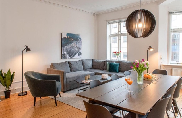 Spacious 3-bedroom apartment in the heart of Århus
