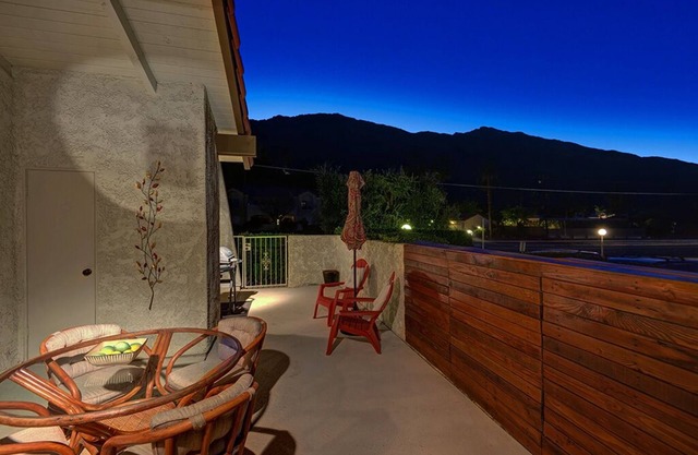 Spacious 3 bedroom, 2 bath Condo in South Palm Springs - Casa Estados