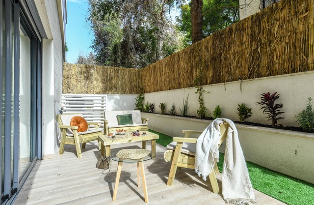 Spacious 3BR Apt w Garden Ramat Hasharon