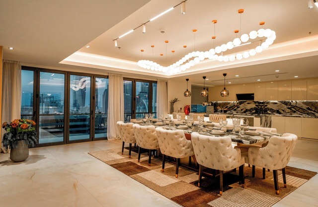 Spacious 4-bedroom apartment with inhouse Pool, Gym and Cinema room in Dubai