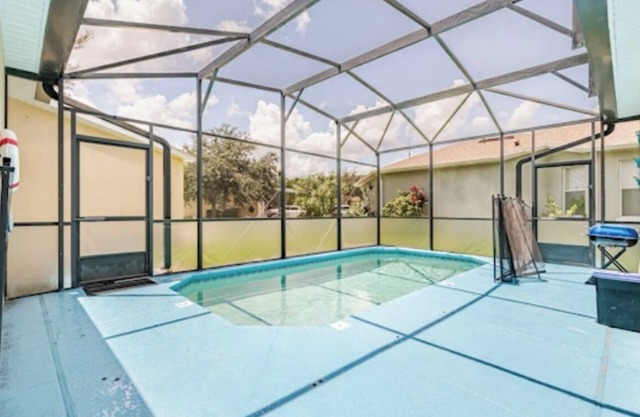Spacious 4-bedroom villa in nice Kissimmee Florida