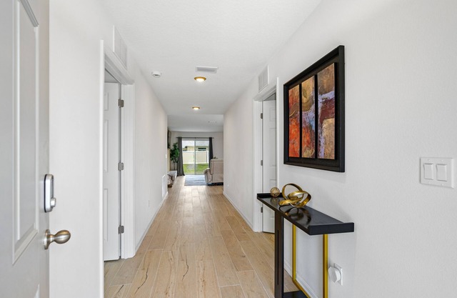 spacious 4-bedroom WITH KING BED