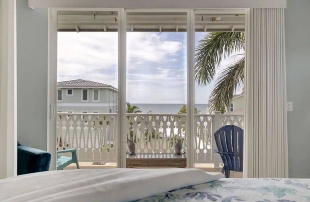 Spacious 4BR/3BA Townhouse Steps from the Beach