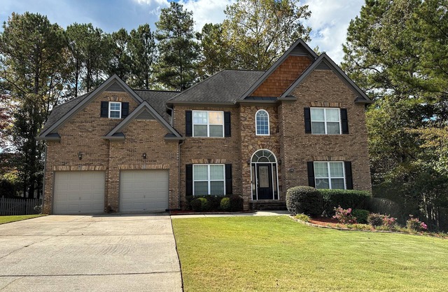 Spacious 4BR Villa Getaway near Atlanta & Six flags