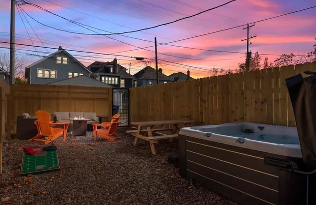 Spacious 5-Bedroom Home with Hot Tub