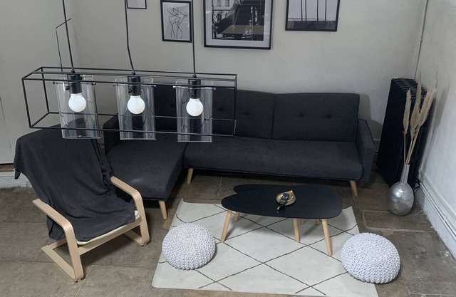 Spacious apartment in the center of town, ideal for friends or family