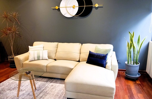 Spacious loft with natural light, very close to the seafront and Larcomar