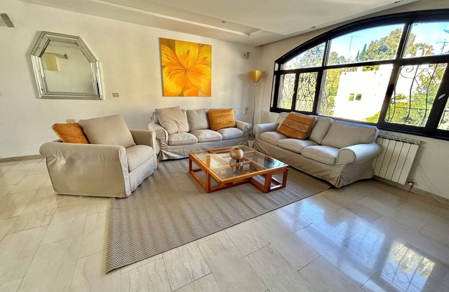 Spacious Penthouse-5 Rooms apartment in Best location