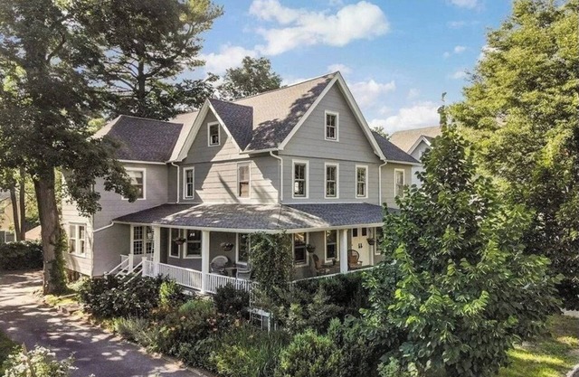 Spacious Scarsdale house -30 mins to Manhattan