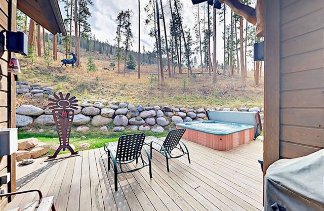 Spacious Secluded Luxury Home 5 minutes from Vail Mountain