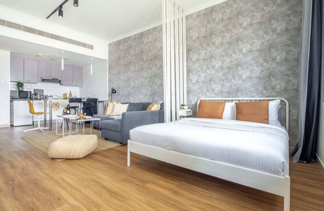 Spacious Studio in Lake Apartments - Sleeps 3!