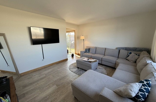 Spacious Summer Getaway Ideal for Large Groups