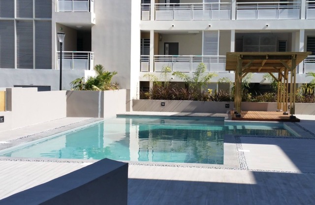 SPACIOUS T3 NINE OF 100M2 TO 80 M OF THE LAGOON IN THE ERMITAGE LES BAINS