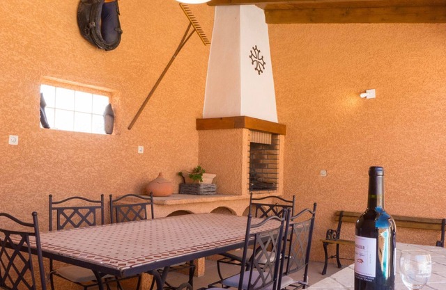 Spacious villa with private pool in Aude