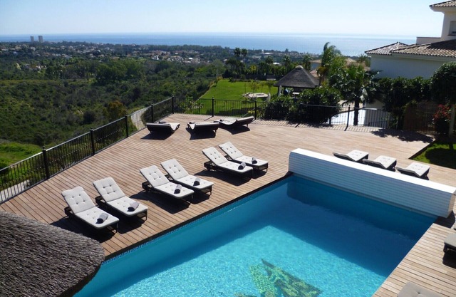 Spacious villa with great outdoor area