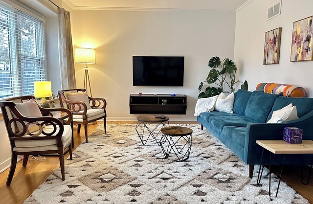 Specious Basement + Bright 3BR Home – Great for Families!