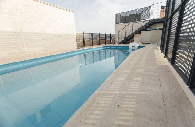 Spectacular apartment in the center with pool