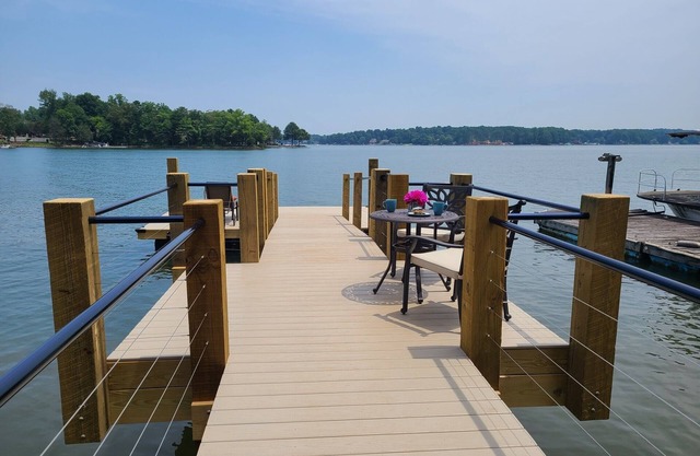 SPECTACULAR LAKEFRONT MODERN OASIS New to VRBO