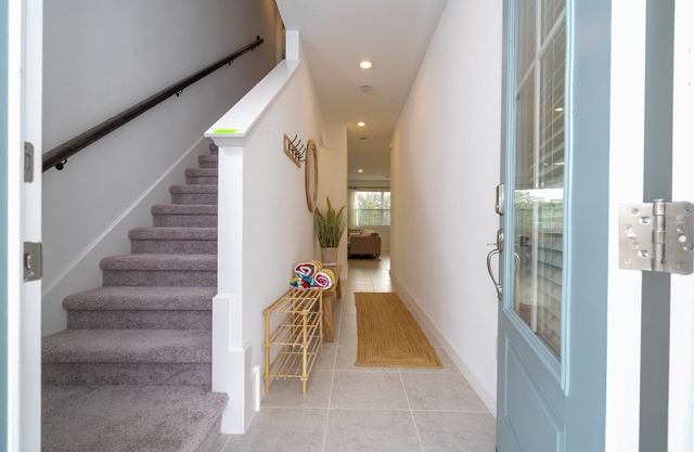 Spectacular New Family Home, very close to Disney: Your home away from home!