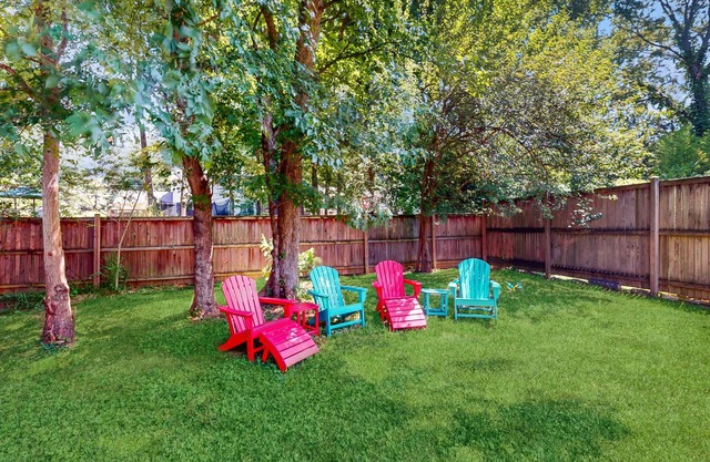 Splendid dog friendly home within walking distance to beach & play area