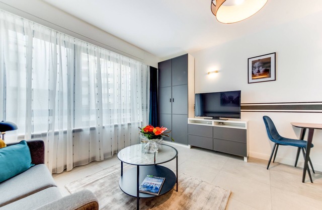 Splendid Sarah 4 * studio in hyper center behind Sofitel