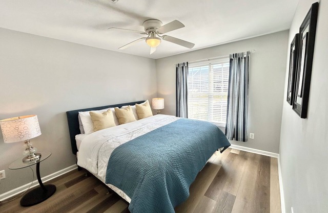 Spotless Townhome 3 Bed 4 Bath with First Floor Master Close to Campbell