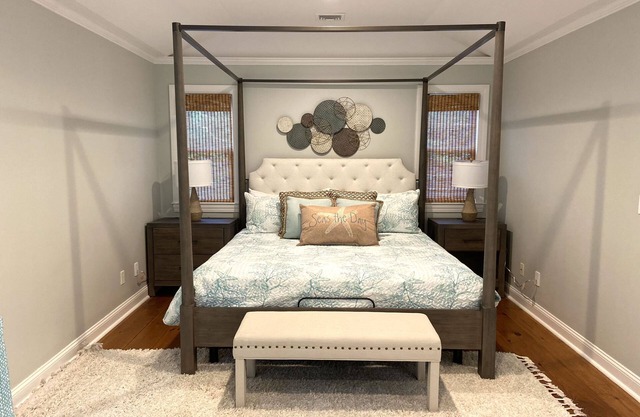 Spring is here! Message me for your 20% off discount offer per night!