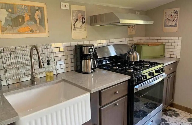 Spruce House on Gooseberry Creek