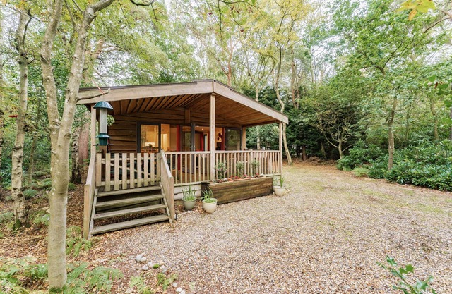Squirrels Chase- sleeps 6, High Kelling