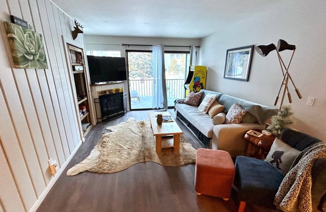 St Anton Condos #69 (1-Bedroom) with Pool by RedAwning