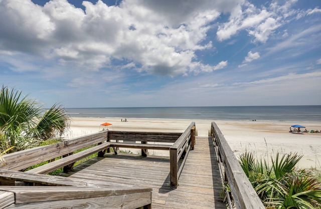 St Augustine Resort Condo - Walk to Crescent Beach