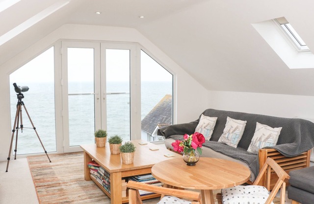 ST JULIEN, country holiday cottage in Dawlish