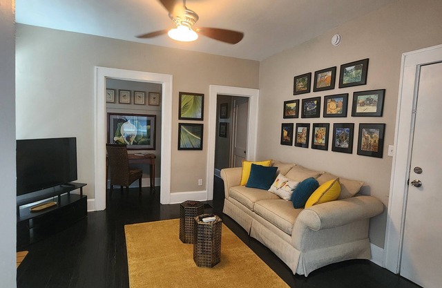 St Pete's Melrose Place - Two Bedroom - Great Location