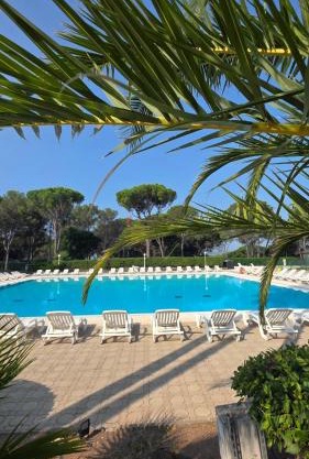 St RAPHAEL VALESCURE CASA