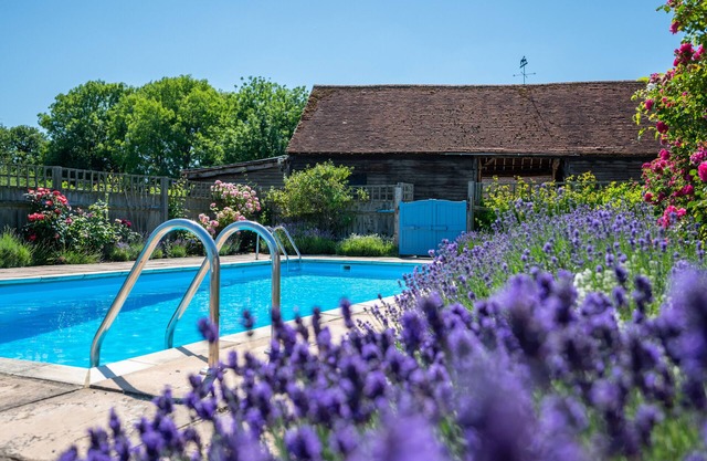 Stable Cottage - Two Bedroom House, Sleeps 4