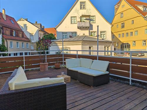 Stadtmitte Apartment im historischen Viertel -100qm Wohnfläche & 30qm Dachterrasse