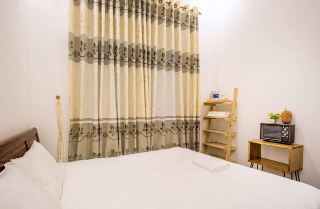 Standard King Room(02 people)
