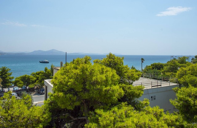 Star apartment Athens-Varkiza Top1