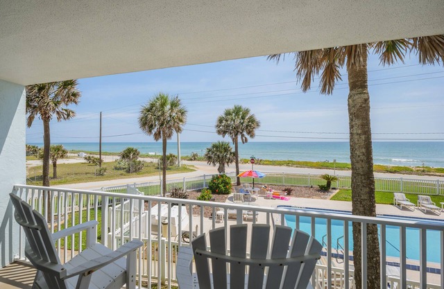 Starboard Light 7 | Beachfront Condo w. Resort Pool