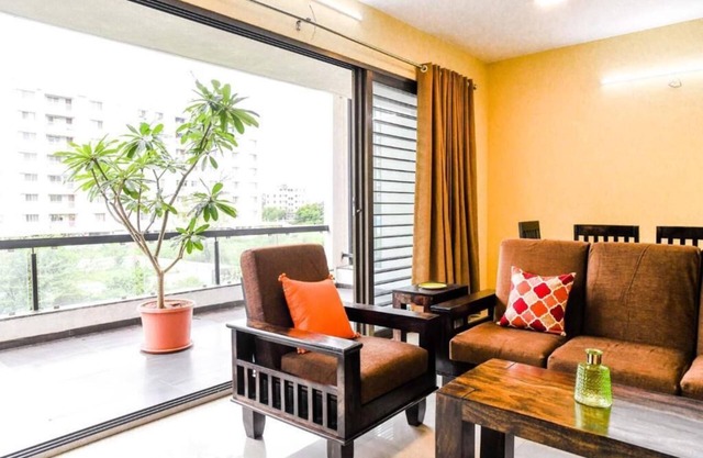 Status Homeaway Service Apartments - Three-Bedroom Apartment