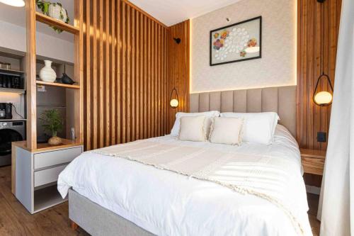 Stay in Style - Just Steps from Shopping del Sol