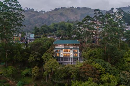 StayVista at Paradise Valley View with Terrace Access