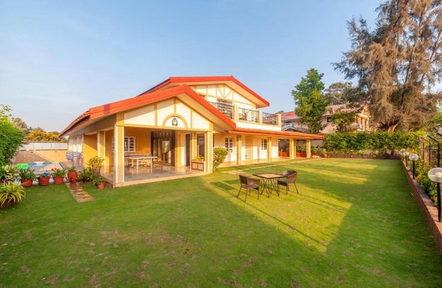 StayVista's V Square - Enjoy a pool and indoor games for a leisurely stay