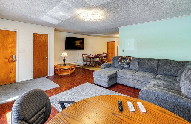 Steps to Chena River - Condo Near Hiking & Tours!