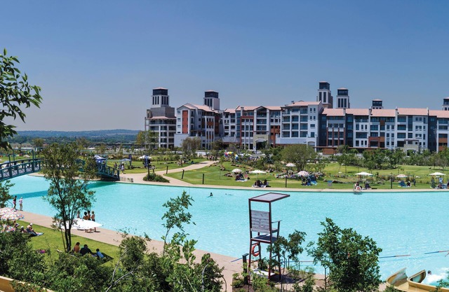 Steyn City Hotel by Saxon