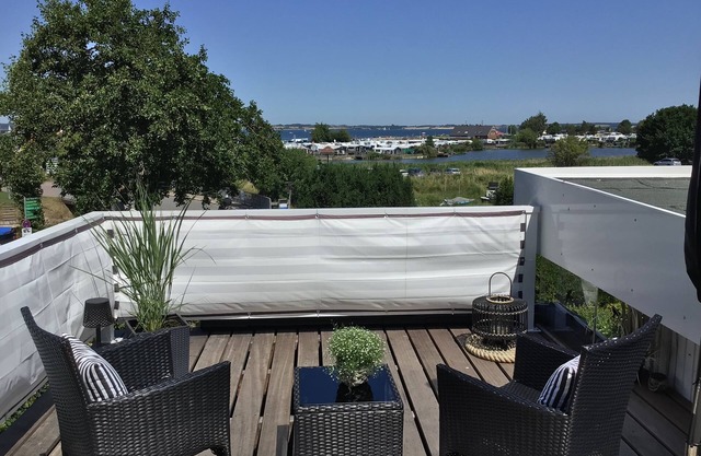 Strandhaus Fördeblick - terrace, fireplace, shower room, at the marina, parking space