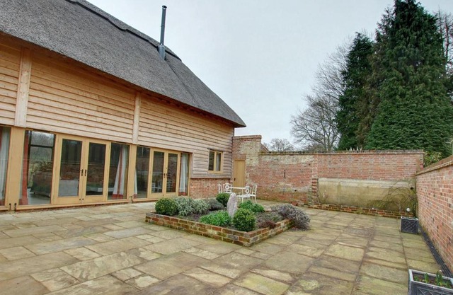 Strawberry Hole Barn